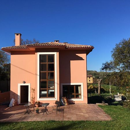 La Casa En El Camino Guest House Pendueles Exterior foto